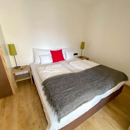 Am Schloss Apartament *