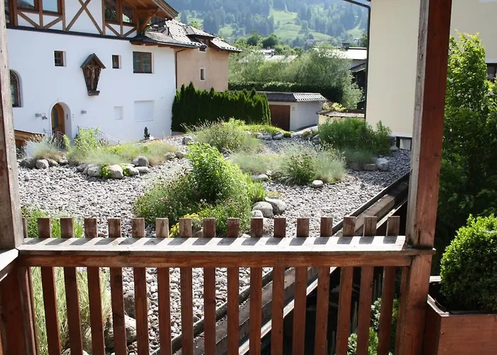 Am Schloss Apartment *