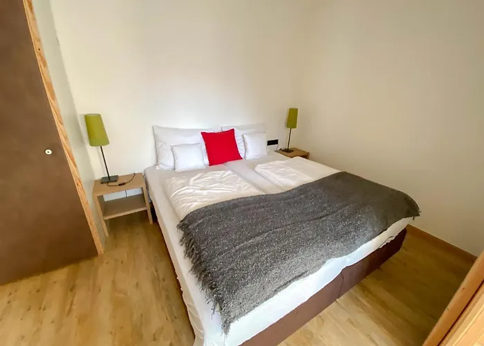 Am Schloss Apartman *